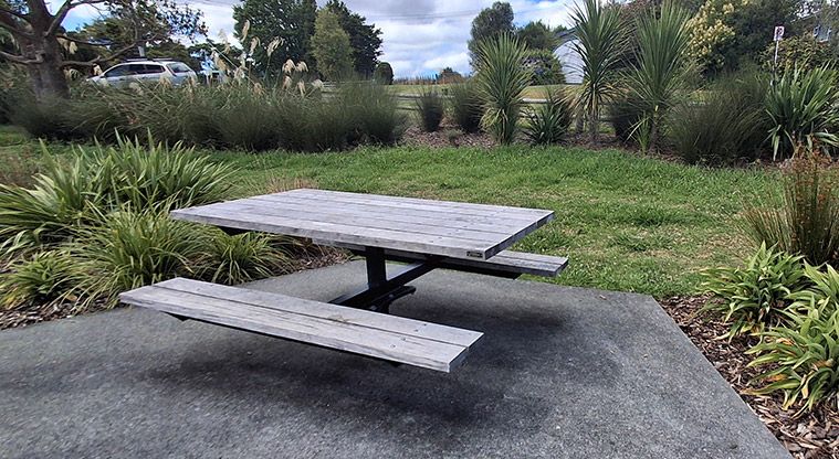 Shoesmith Domain Recreation Reserve - Picnic table on a flat concrete base.