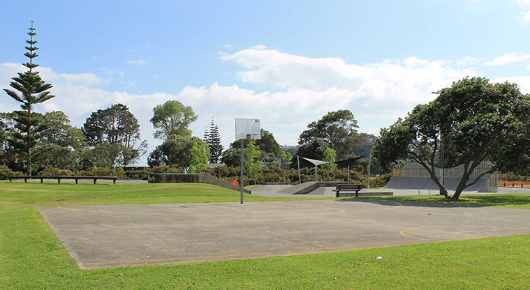 Stanmore Bay Park - Basketball half court. Photo credit: M Loubser.