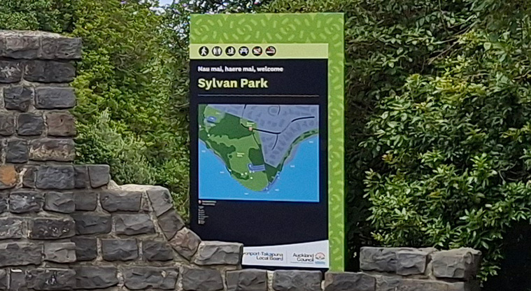 Sylvan Park - Sign at the entrance to the park with a map and the park rules.