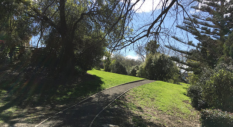 Taumata Reserve - Start of the path leading from the playground to Watea Reserve. Photo credit: S Hulse.
