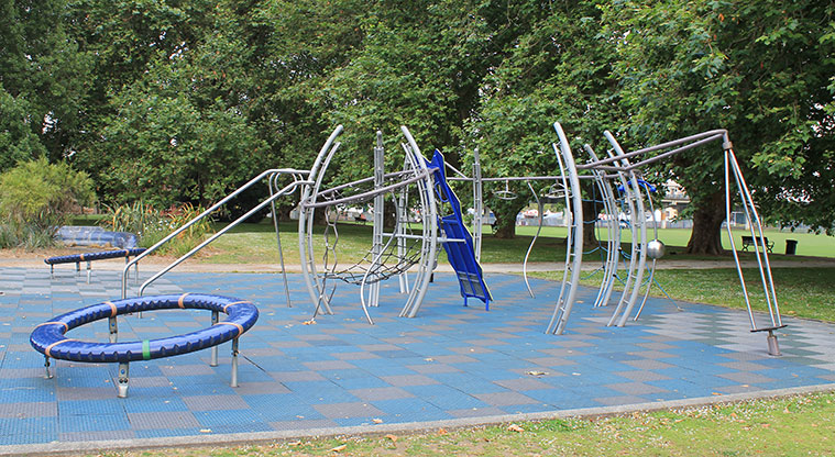Victoria Park - Two padded spinners and climbing equipment. Photo credit: M Loubser.