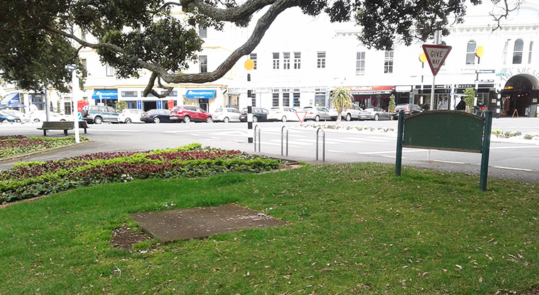 Windsor Reserve - Looking across Victoria Road to the shops.