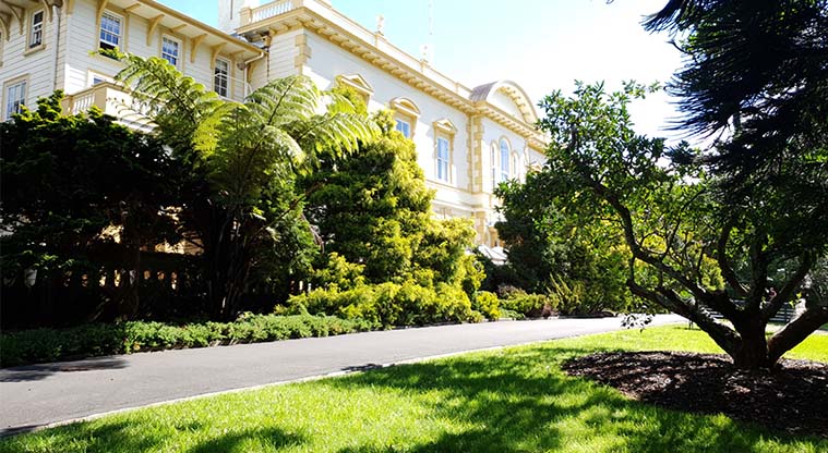 Albert to Myers Urban Ngahere Path – Old Government House in the University of Auckland campus.