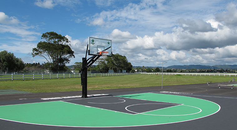 Avondale Beginners Path - Adjacent outdoor basketball court.