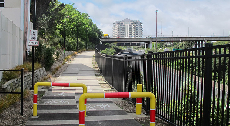 Central City Loop Path - The start of Grafton Gully section.