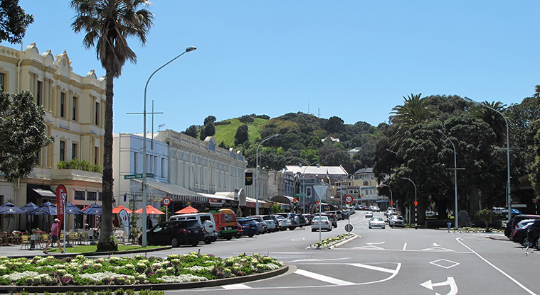 Devonport Navy Base Path - Victoria Road to Takarunga / Mount Victoria