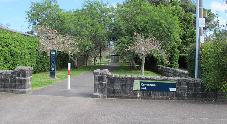 Dominion Road Loop Path - Access to Centennial Park.