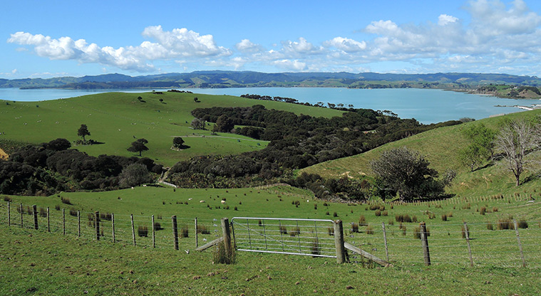 Duder Farm Path - Views to the east
