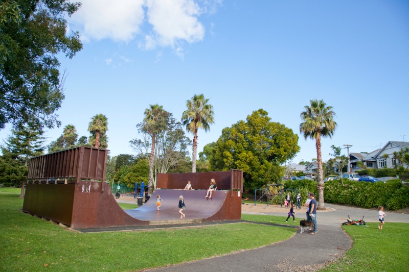 Grey Lynn to Pt Erin path - The Grey Lynn Park skate ramp and half pipe.