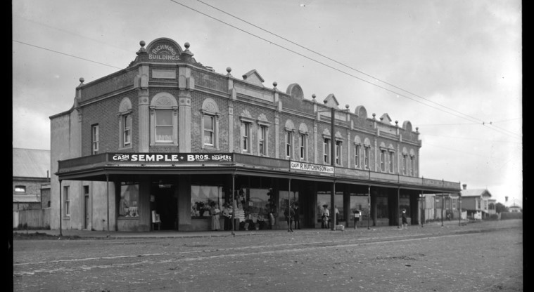 Grey Lynn Urban Ngahere Path – Richmond Buildings in 1912, Sir George Grey Special Collections, Auckland Libraries [1-W1549].