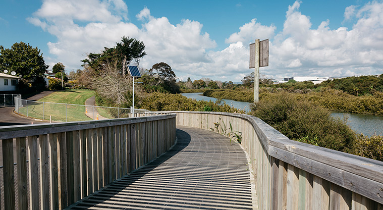 Henderson Creek Path - Ramp down from North-Western Cycleway.
