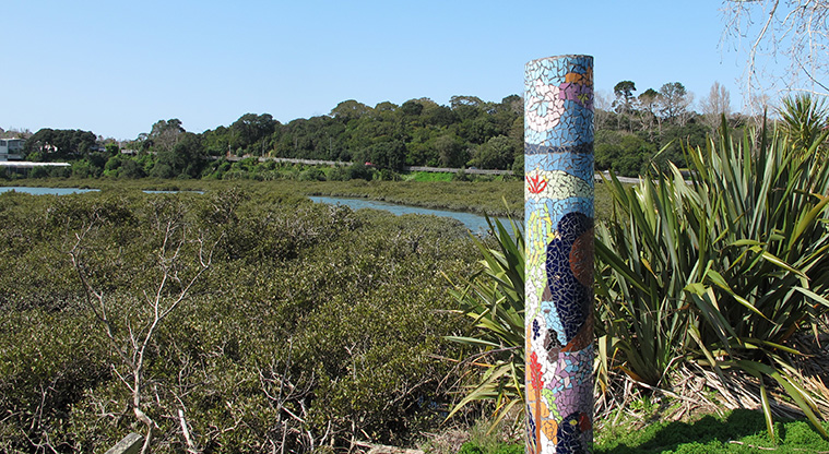 Hobson Bay East Path - Local school children's artwork.