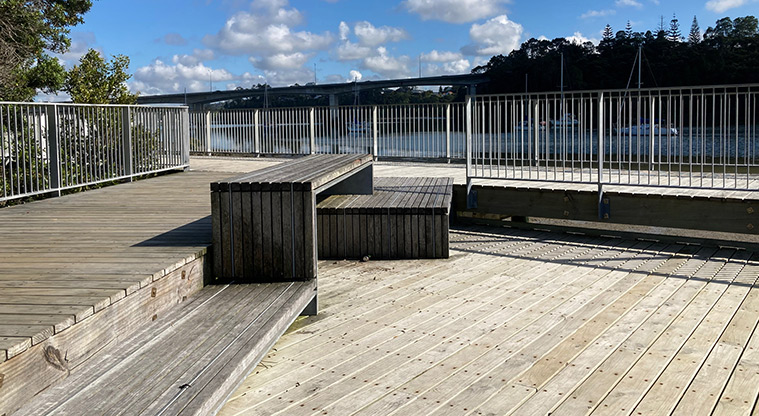 Hobsonville Point Path – Head out in a western direction on the generous boardwalk.