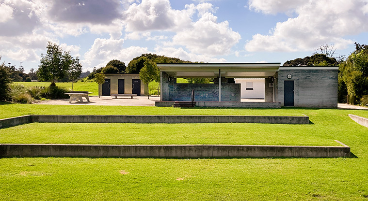 Hobsonville Point Path – The former rifle range at Onekiritea Point (Bomb Point).