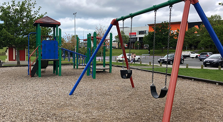 Hooton Reserve Path - Children’s playground.