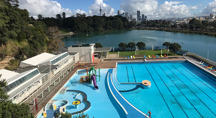 Te Ara o Taurarua / Judges Bay Path - The historic Parnell Pools were first opened in 1914 and boast a wonderful salt water swimming experience for the entire family.