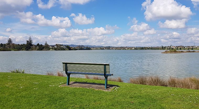 Longford Park Path - Coastal edge with tide in