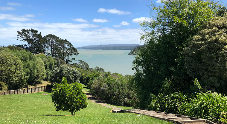 Lynfield Cove Path - Outstanding views over the Manukau Harbour