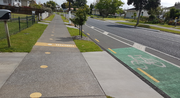 Mangere Centre Path - Shared path and dots to follow on Mascot Avenue. Photo credit: John Cook.