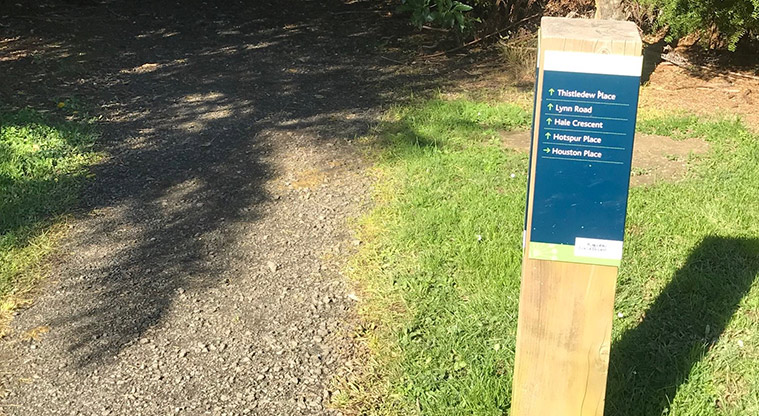 Manuka Reserve Path- Sign post through easy bush walks.