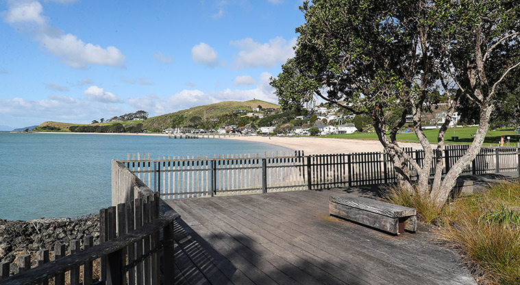 Maraetai Beach Path - West of the playground is a small viewing deck: a great photo spot