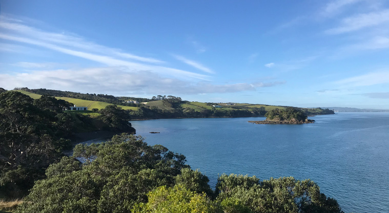 Matiatia Headland Path - Further along the path, views towards Church Bay and Park Point await.