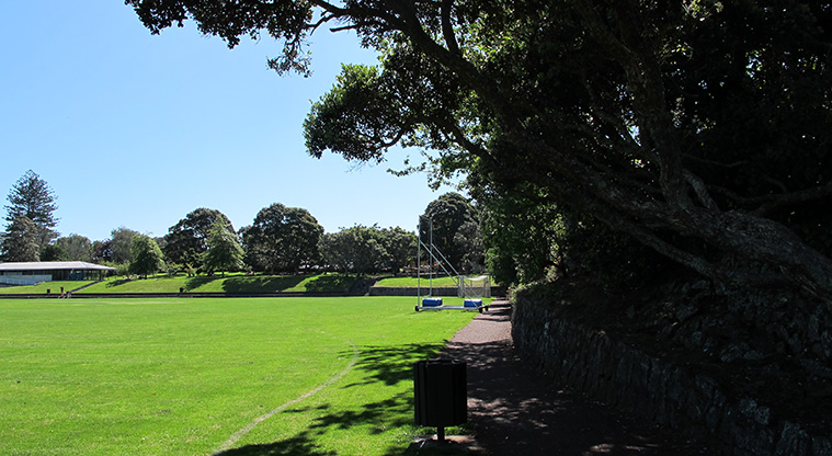 Melville Park Path - Path along northern edge of sports field.