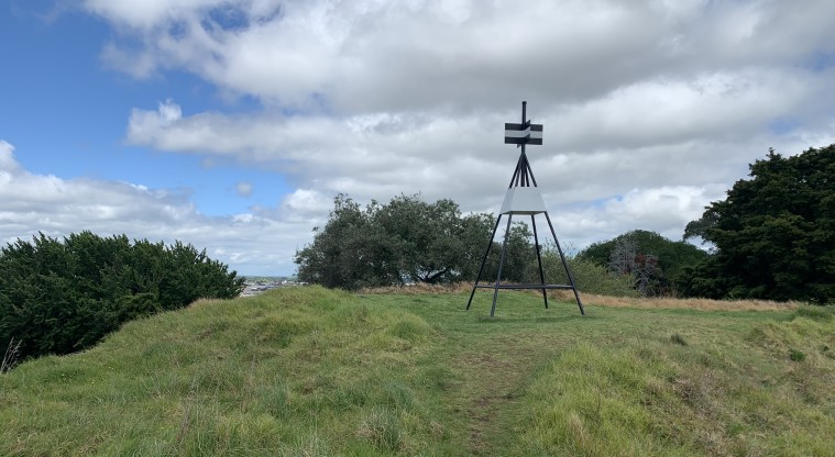 Ōtāhuhu / Mt Richmond Path - The tihi of Ōtāhuhu / Mt Richmond.