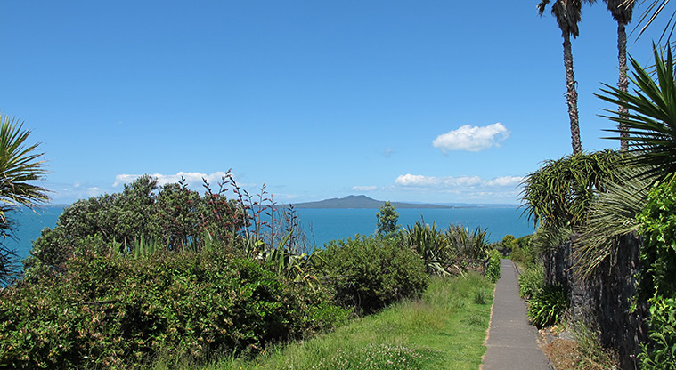 Murrays to Rothesay Bay Path - Stunning views of the Hauraki Gulf.