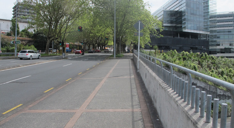 Newmarket to Ferry Terminal Path - Cross the Grafton Road bridge.