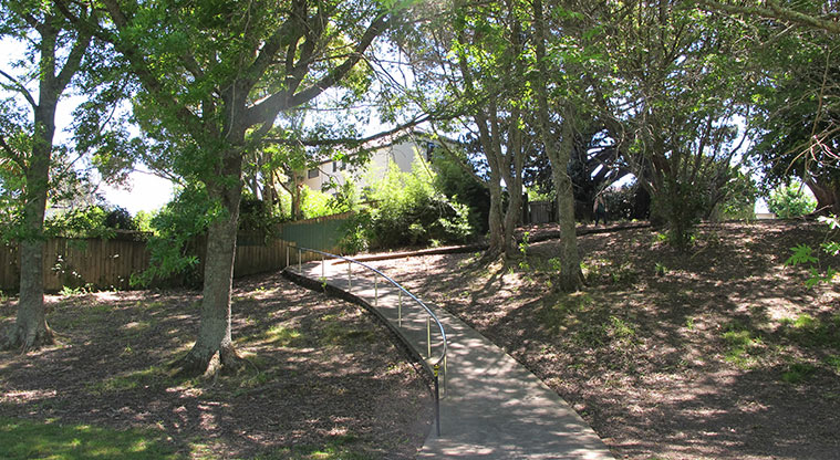 Normanton Reserve Path - McHardy Lane access.