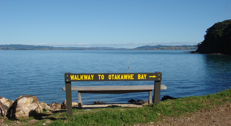 Orapiu to Pearl Bay Path - The path starts at the sign for the Walkway to Otakawhe Bay, it follows the coastline.