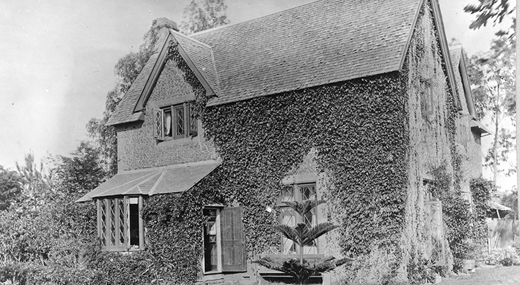 Parnell Path - At 2 Ayr Street is the historic Kinder House. This photo was taken between 1850 and 1870.