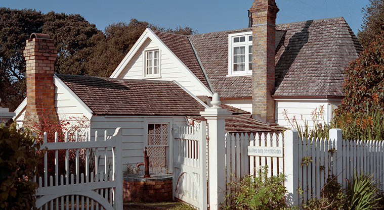 Parnell Path - Ewelme Cottage circa 1986.