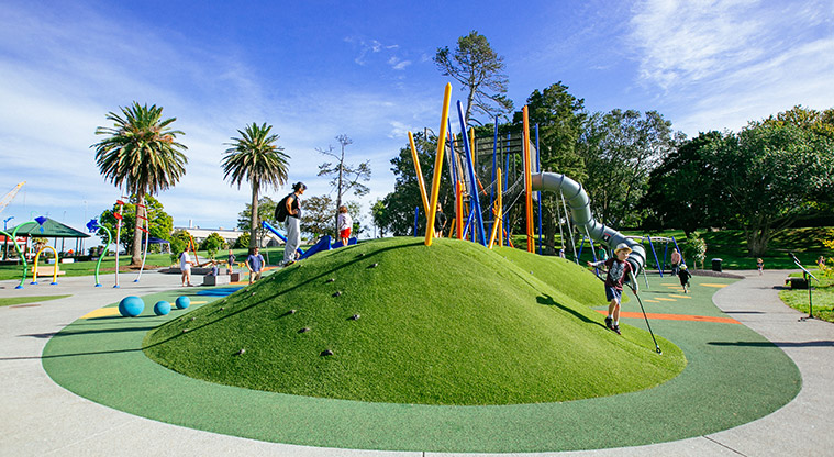 Potters Park Path - Great kids playground