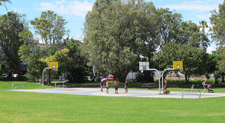 Potters Park Path - Full basketball court plus three on three court