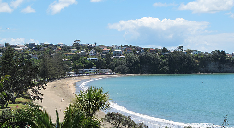Rothesay to Browns Bay Path - View over Browns Bay Beach.