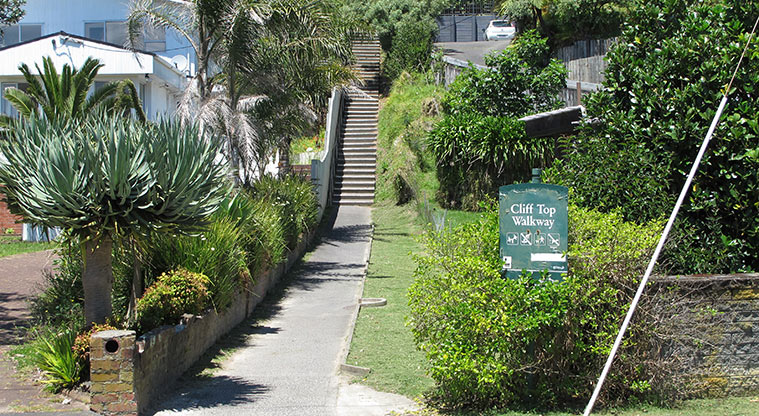 Rothesay to Browns Bay Path - Return path back up the steps (or alternative start point).