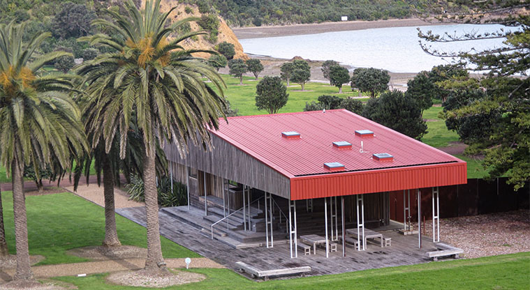 Rotoroa Island North Path - The exhibition centre, seen while descending on the North Loop.
