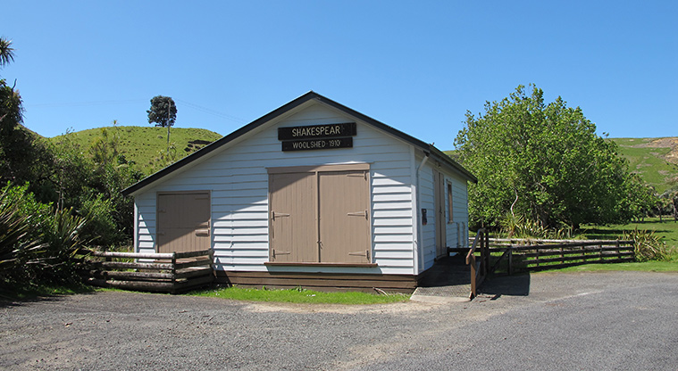 Shakespear Lookout Path - Shakespear historic wool shed.