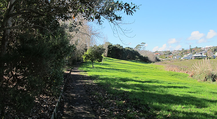 Takapuna to Devonport Path - Path through Plymouth Reserve.