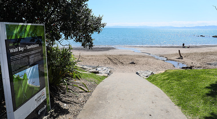 Tawhitokino Beach Track - Path start at Waiti Bay.