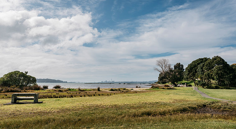 Te Atatū Peninsula North Path