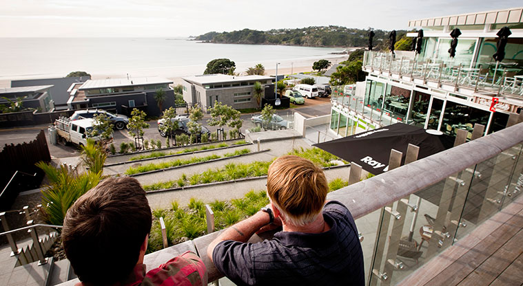 Three Beaches Path - The path starts at the lookout platform on the Oneroa main street.
