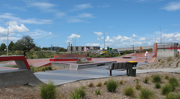 Waterview Path - Valonia skate park.
