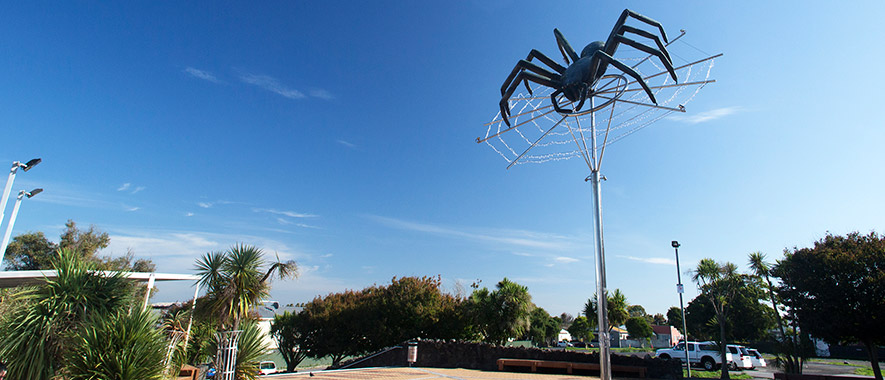 Avondale spider statue